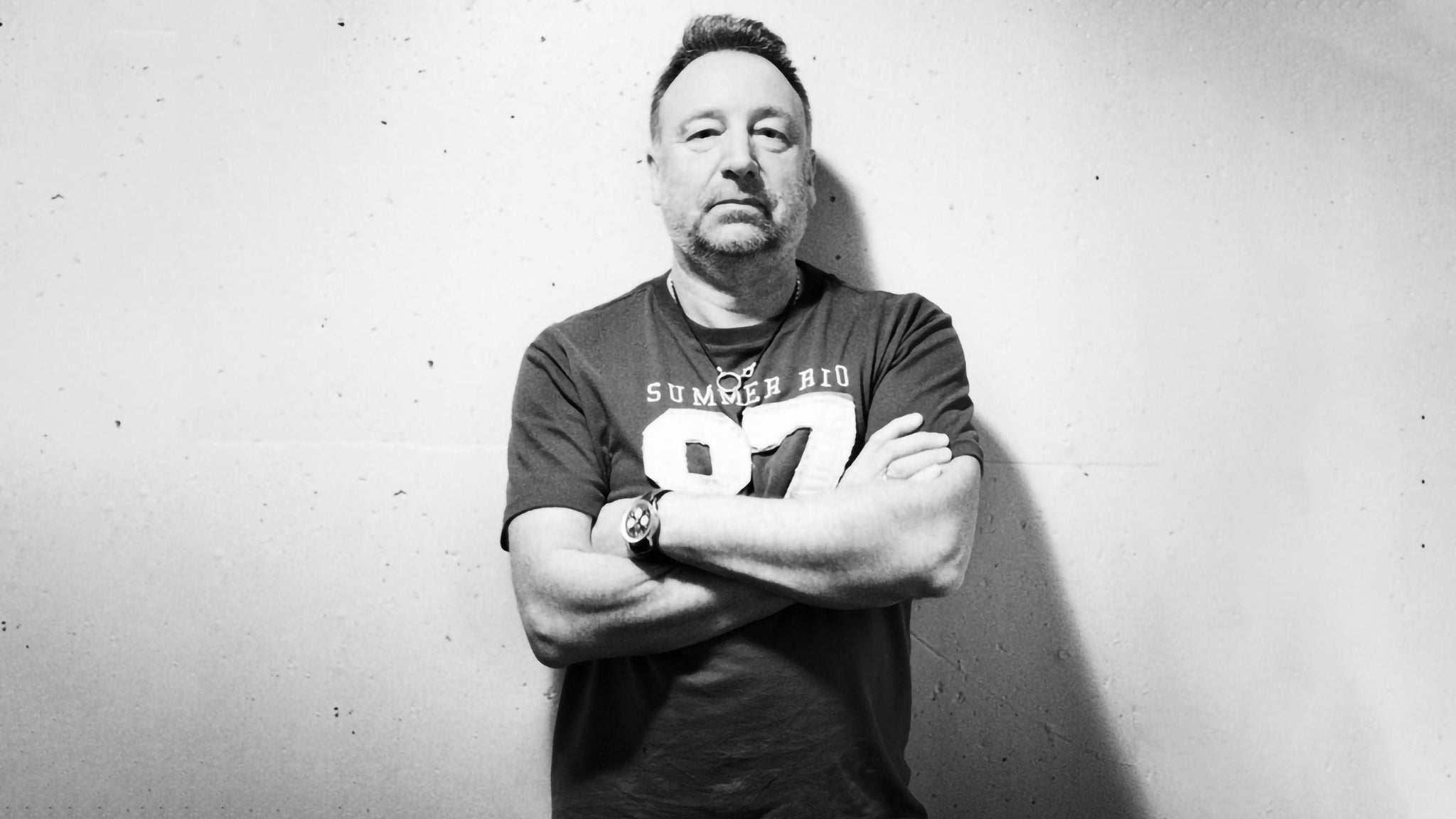 PETER HOOK & THE LIGHT Perform ‘Get Ready’ plus NEW ORDER and JOY DIVISION Greatest Hits